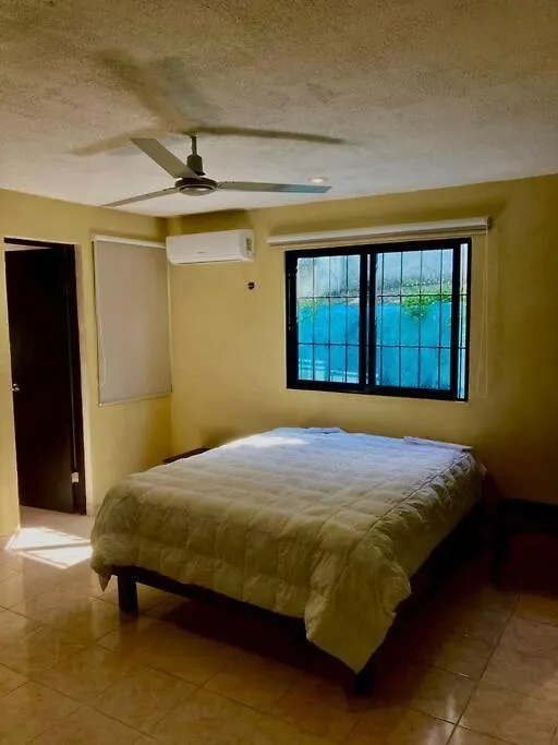Centrica Casa 3 Cuartos, Piscina/Estacionamiento Villa Merida Holiday home
